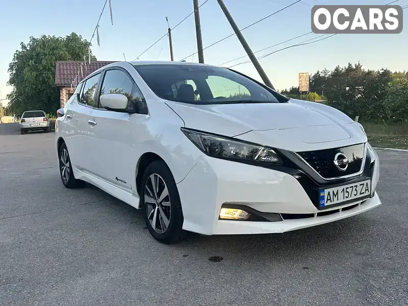 Хэтчбек Nissan Leaf 2019 null_content л. Автомат обл. Полтавская, Кобеляки - Фото 1/16