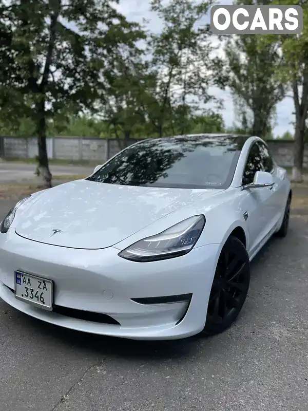 Седан Tesla Model 3 2018 null_content л. обл. Київська, Київ - Фото 1/20