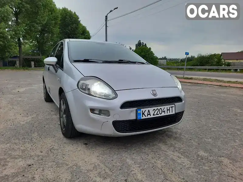 Хэтчбек Fiat Grande Punto 2012 1.37 л. обл. Киевская, Киев - Фото 1/21