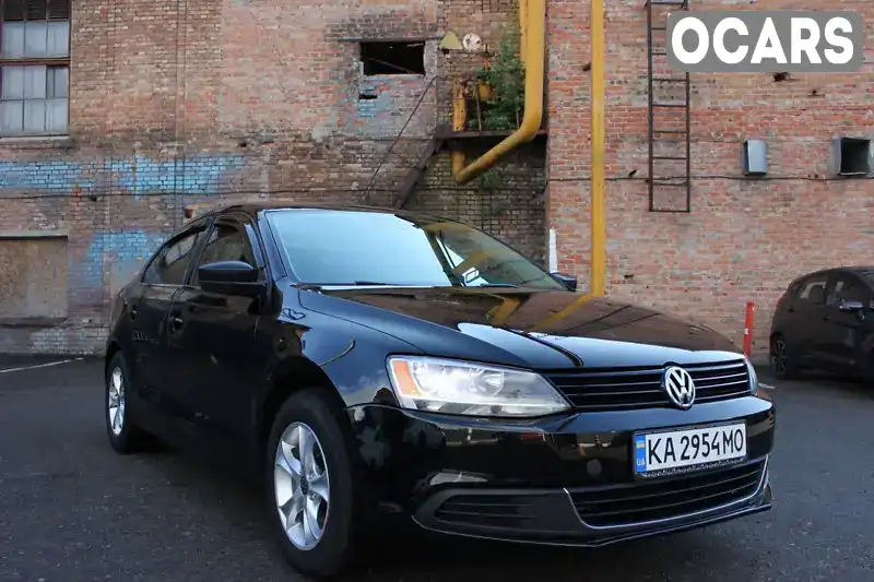 Седан Volkswagen Jetta 2013 1.98 л. Ручная / Механика обл. Киевская, Киев - Фото 1/21