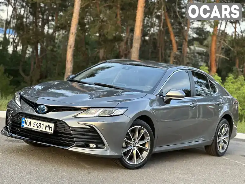 Седан Toyota Camry 2023 2.49 л. Вариатор обл. Киевская, Киев - Фото 1/21