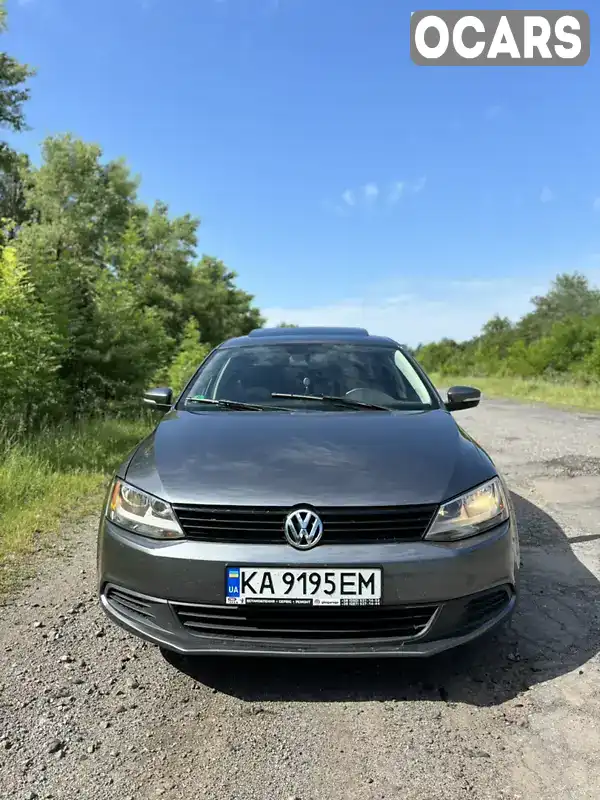 Седан Volkswagen Jetta 2010 2.5 л. Автомат обл. Вінницька, Бар - Фото 1/9