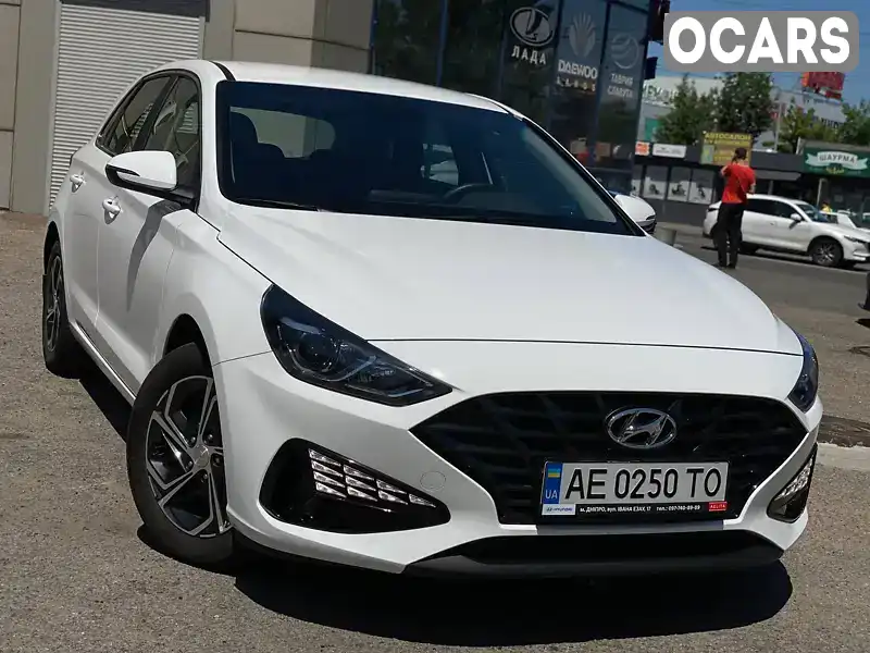 Хэтчбек Hyundai i30 2021 1.5 л. Автомат обл. Днепропетровская, Днепр (Днепропетровск) - Фото 1/4