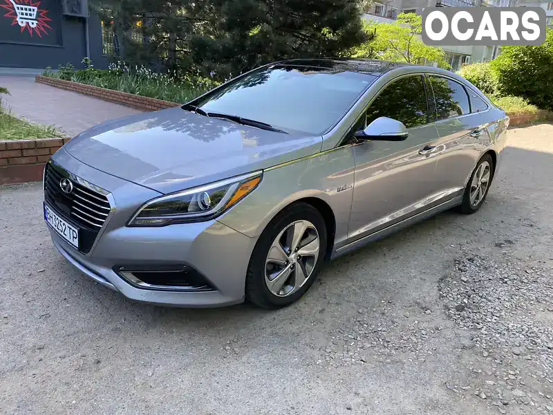 Седан Hyundai Sonata 2015 2 л. Автомат обл. Одеська, Одеса - Фото 1/21