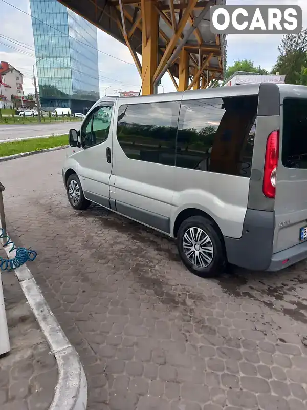 Мінівен Opel Vivaro 2007 2 л. Ручна / Механіка обл. Тернопільська, Тернопіль - Фото 1/10