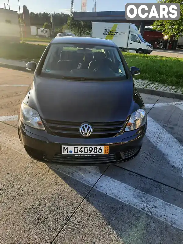 Хэтчбек Volkswagen Golf Plus 2005 1.6 л. Ручная / Механика обл. Львовская, Львов - Фото 1/6