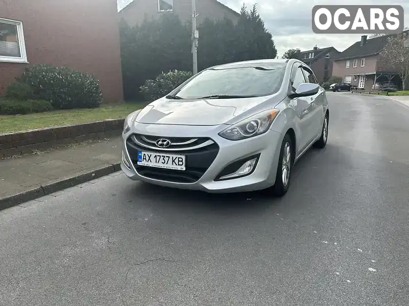 Хетчбек Hyundai Elantra 2014 2 л. Автомат обл. Харківська, Харків - Фото 1/11