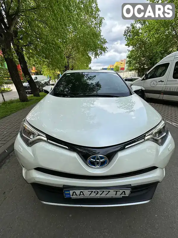 Позашляховик / Кросовер Toyota RAV4 2017 2.49 л. Варіатор обл. Київська, Київ - Фото 1/13