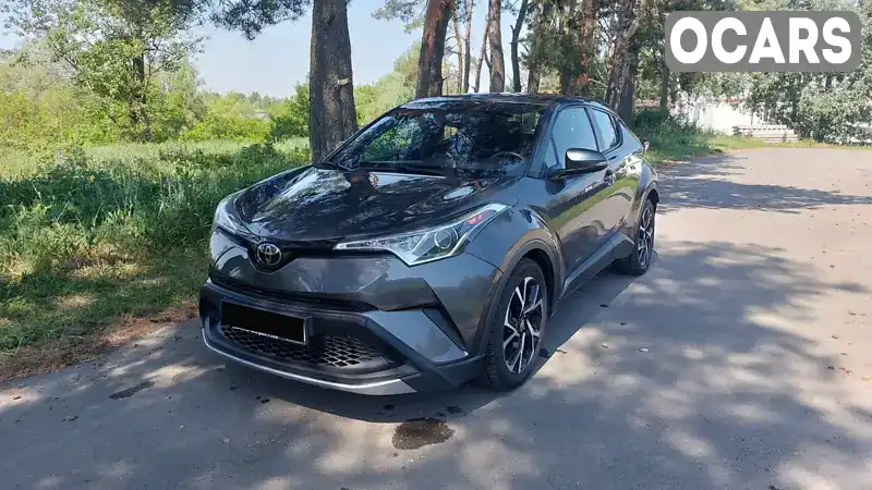 Внедорожник / Кроссовер Toyota C-HR 2017 2 л. Вариатор обл. Киевская, Киев - Фото 1/21