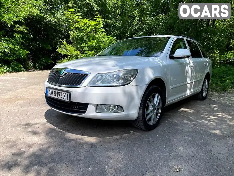 Универсал Skoda Octavia 2011 1.6 л. Ручная / Механика обл. Киевская, Вышгород - Фото 1/21