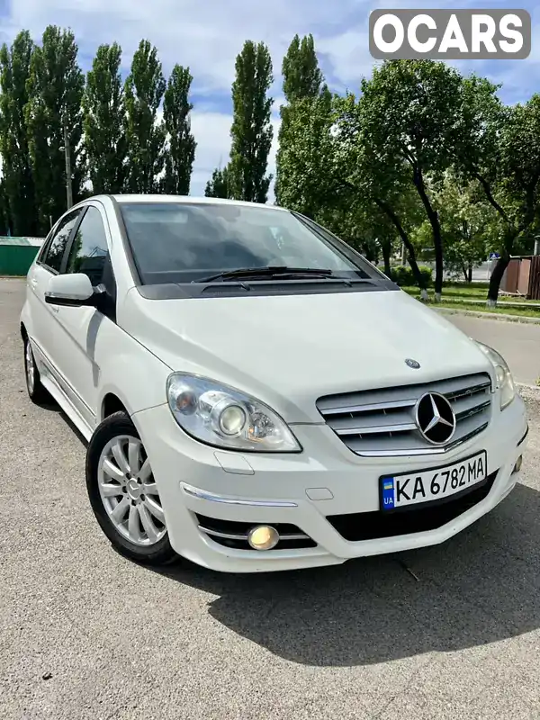 Хэтчбек Mercedes-Benz B-Class 2011 1.7 л. Автомат обл. Киевская, Киев - Фото 1/21