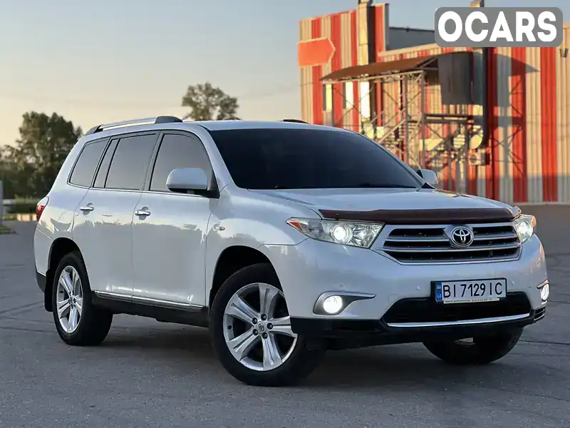 Внедорожник / Кроссовер Toyota Highlander 2011 3.5 л. Автомат обл. Киевская, Киев - Фото 1/21