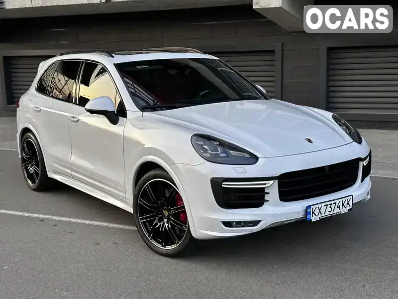 Внедорожник / Кроссовер Porsche Cayenne 2016 3.6 л. Автомат обл. Киевская, Киев - Фото 1/21