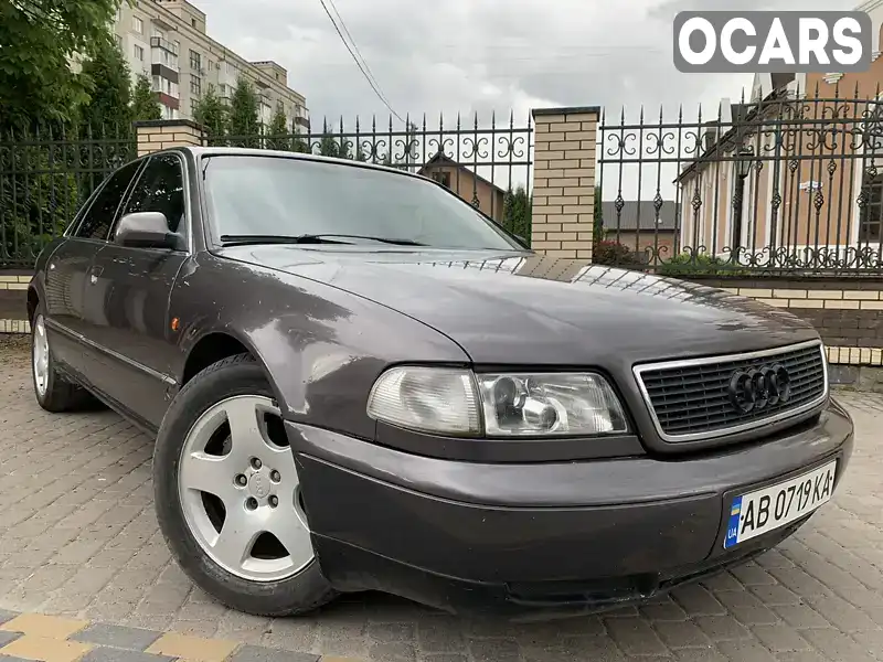 Седан Audi A8 1995 2.77 л. Автомат обл. Хмельницкая, Шепетовка - Фото 1/15