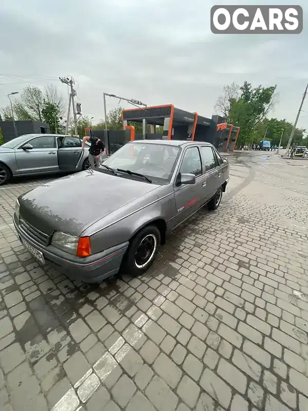 Седан Opel Kadett 1988 null_content л. Ручна / Механіка обл. Харківська, Харків - Фото 1/3