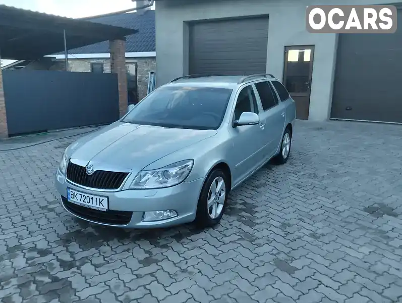 Універсал Skoda Octavia 2011 1.6 л. Ручна / Механіка обл. Рівненська, Дубно - Фото 1/21