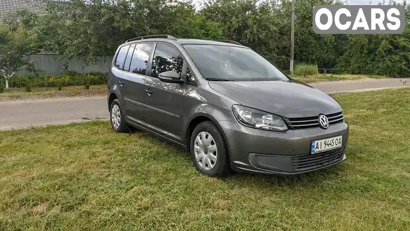 Мінівен Volkswagen Touran 2010 1.6 л. Ручна / Механіка обл. Київська, Переяслав - Фото 1/19