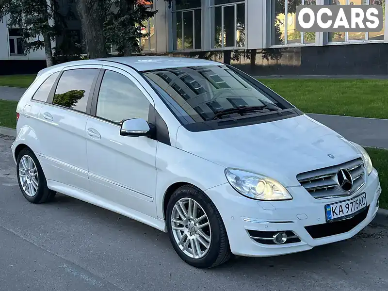 Хэтчбек Mercedes-Benz B-Class 2011 1.7 л. Автомат обл. Киевская, Киев - Фото 1/12