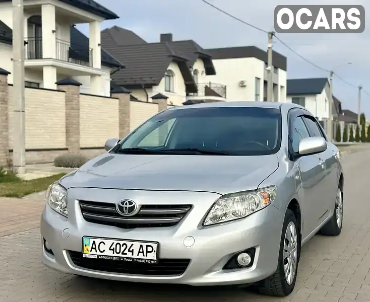 Седан Toyota Corolla 2008 1.6 л. Автомат обл. Ровенская, Ровно - Фото 1/21