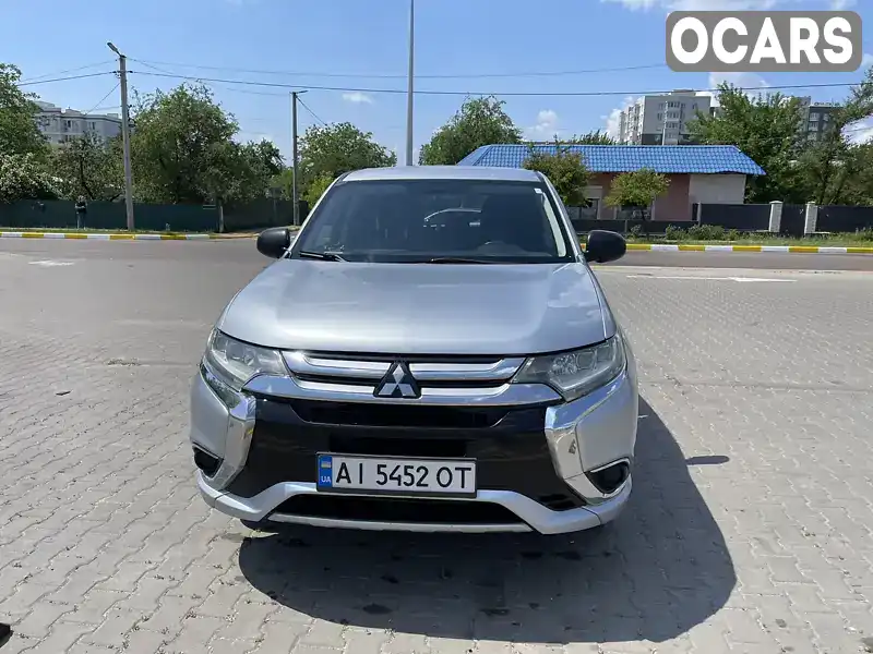 Внедорожник / Кроссовер Mitsubishi Outlander 2015 2.38 л. Автомат обл. Киевская, Ирпень - Фото 1/21