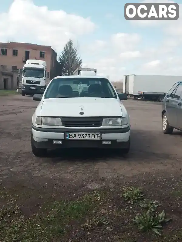 Седан Opel Vectra 1991 1.6 л. Ручная / Механика обл. Кировоградская, Александрия - Фото 1/6