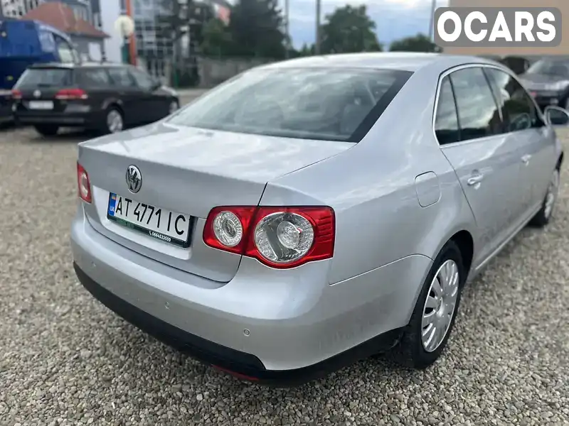 Седан Volkswagen Jetta 2006 1.6 л. Ручна / Механіка обл. Івано-Франківська, Калуш - Фото 1/21