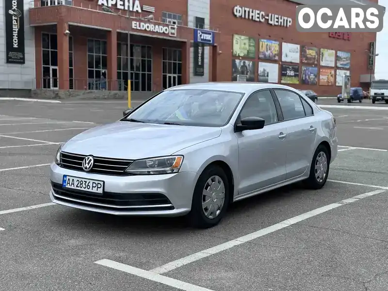 Седан Volkswagen Jetta 2015 1.98 л. Автомат обл. Київська, Бровари - Фото 1/21