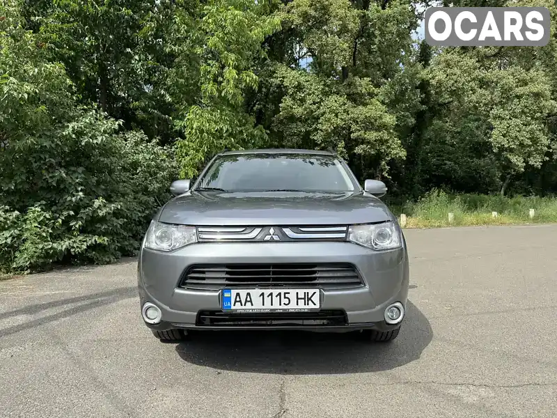 Внедорожник / Кроссовер Mitsubishi Outlander 2013 null_content л. Вариатор обл. Киевская, Киев - Фото 1/21