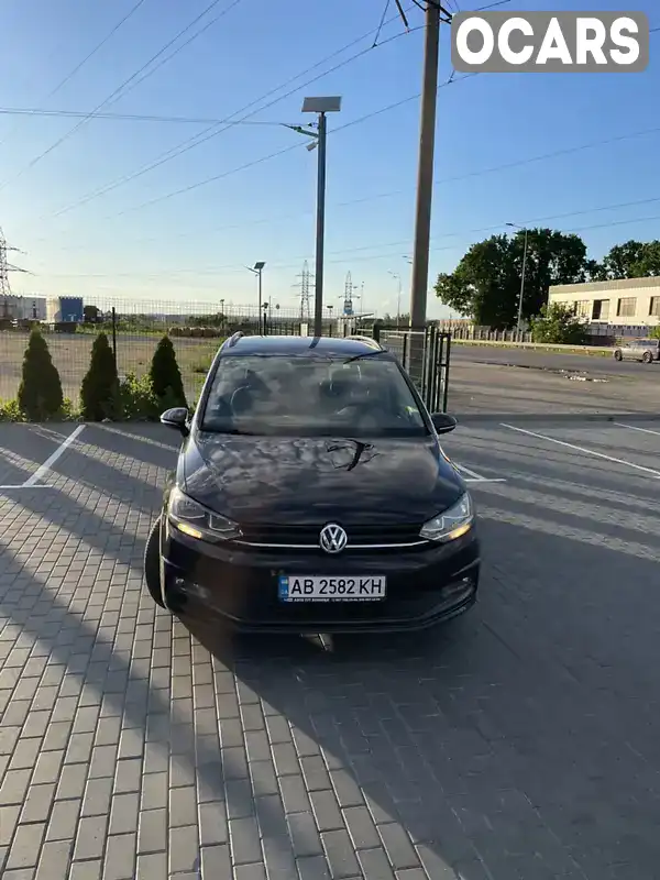 Микровэн Volkswagen Touran 2017 1.6 л. Ручная / Механика обл. Винницкая, Винница - Фото 1/21