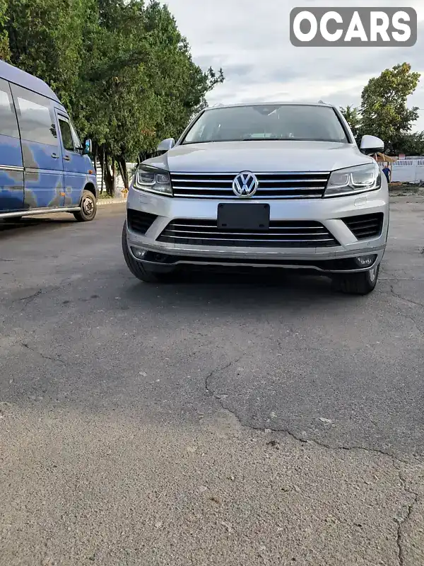 Позашляховик / Кросовер Volkswagen Touareg 2016 3.6 л. Автомат обл. Дніпропетровська, Новомосковськ - Фото 1/13