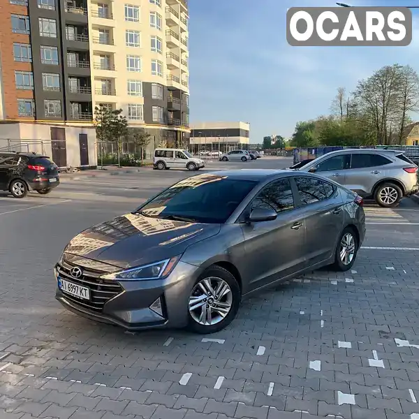 Седан Hyundai Elantra 2018 2 л. Автомат обл. Киевская, Киев - Фото 1/21