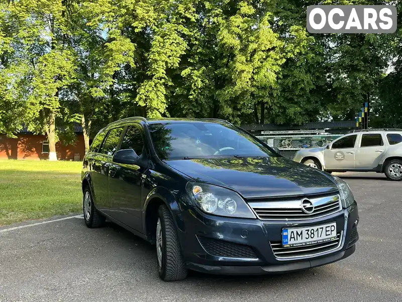 Універсал Opel Astra 2010 1.6 л. Ручна / Механіка обл. Житомирська, Звягель - Фото 1/21