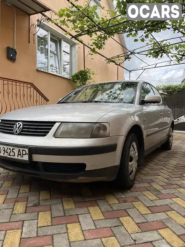 Седан Volkswagen Passat 2000 1.8 л. Ручна / Механіка обл. Закарпатська, Хуст - Фото 1/10