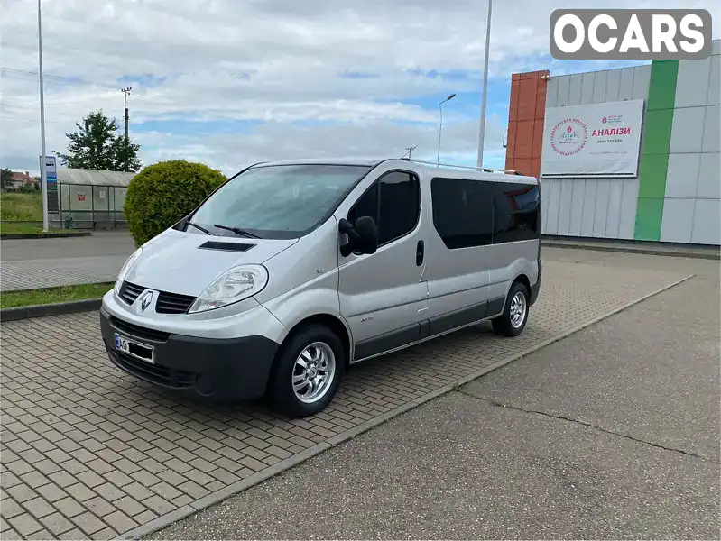 Мінівен Renault Trafic 2007 2 л. Ручна / Механіка обл. Закарпатська, Виноградів - Фото 1/21