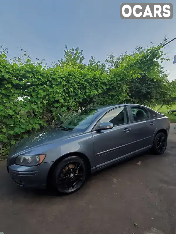 Седан Volvo S40 2006 2 л. Ручная / Механика обл. Ровенская, Ровно - Фото 1/21