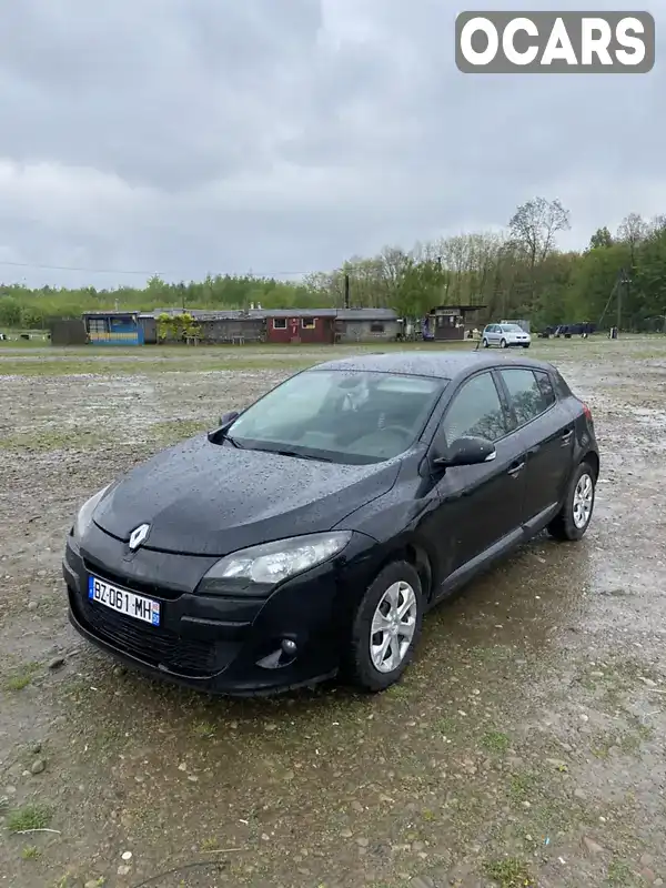 Хетчбек Renault Megane 2011 1.5 л. Ручна / Механіка обл. Івано-Франківська, Івано-Франківськ - Фото 1/8