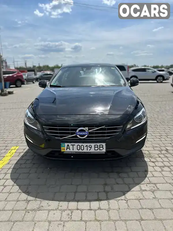 Універсал Volvo V60 2014 1.99 л. Автомат обл. Чернівецька, Чернівці - Фото 1/20