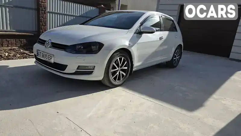 Хэтчбек Volkswagen Golf 2013 2 л. Автомат обл. Ивано-Франковская, Ивано-Франковск - Фото 1/13