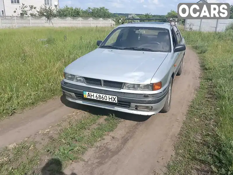 Лифтбек Mitsubishi Galant 1989 2 л. Ручная / Механика обл. Днепропетровская, Днепр (Днепропетровск) - Фото 1/3