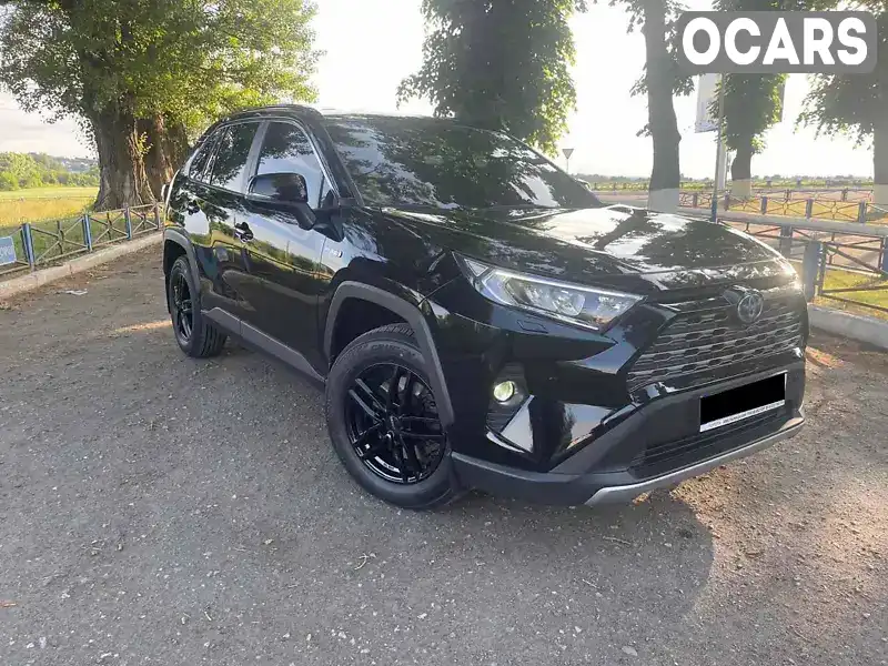 Внедорожник / Кроссовер Toyota RAV4 2020 2.5 л. Автомат обл. Киевская, Белая Церковь - Фото 1/11