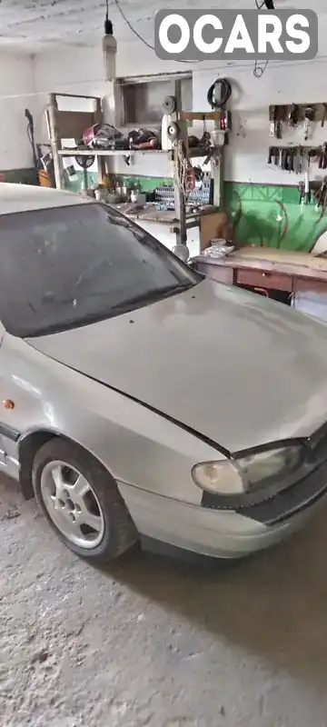 Седан Hyundai Lantra 1994 1.47 л. Ручная / Механика обл. Ивано-Франковская, Калуш - Фото 1/12