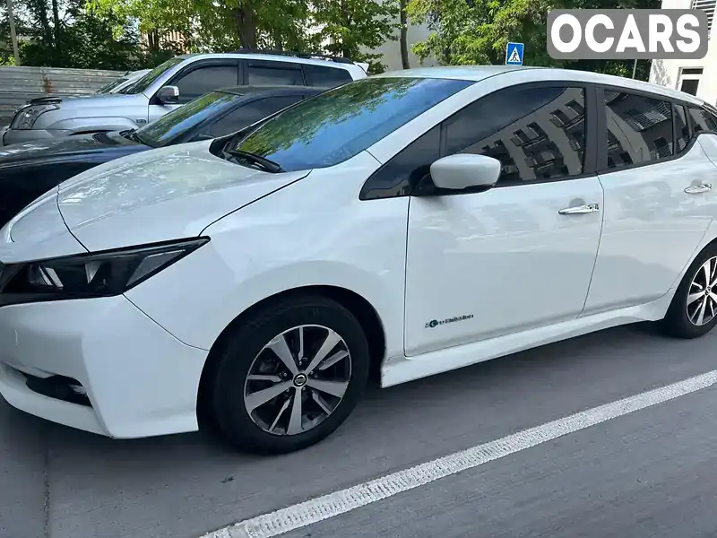 Хэтчбек Nissan Leaf 2018 null_content л. Автомат обл. Одесская, Одесса - Фото 1/21