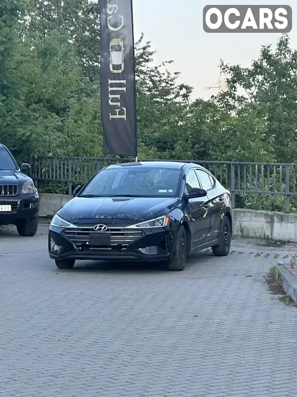 Седан Hyundai Elantra 2020 2 л. Автомат обл. Львівська, Львів - Фото 1/18