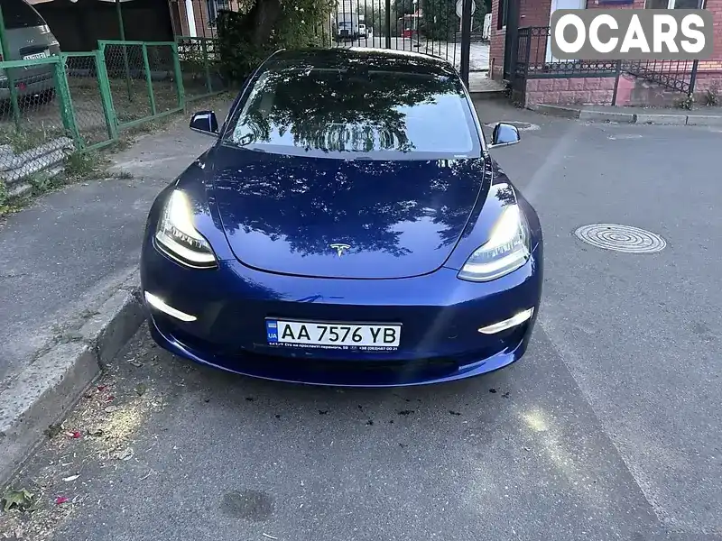 Седан Tesla Model 3 2019 null_content л. Автомат обл. Київська, Київ - Фото 1/9