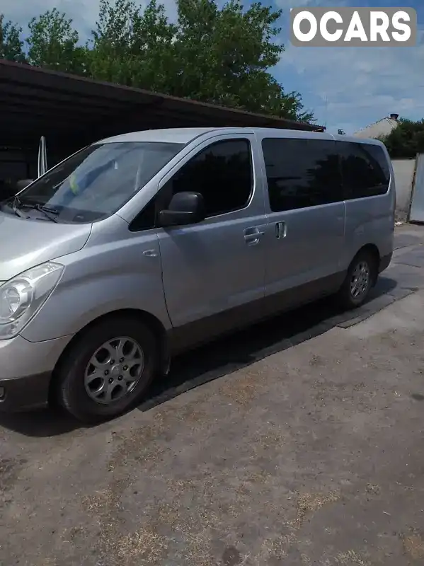 Минивэн Hyundai H-1 2008 2.5 л. Ручная / Механика обл. Днепропетровская, Павлоград - Фото 1/12