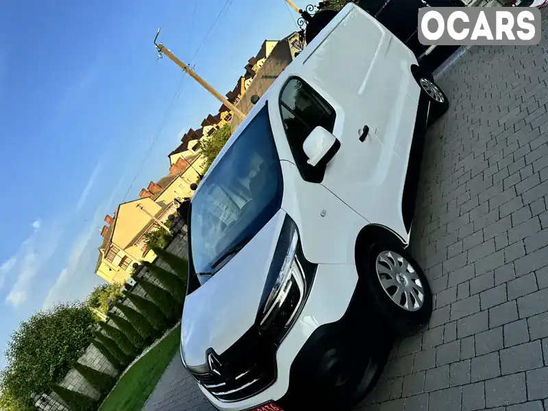 Минивэн Renault Trafic 2020 2 л. Ручная / Механика обл. Ровенская, Дубно - Фото 1/21