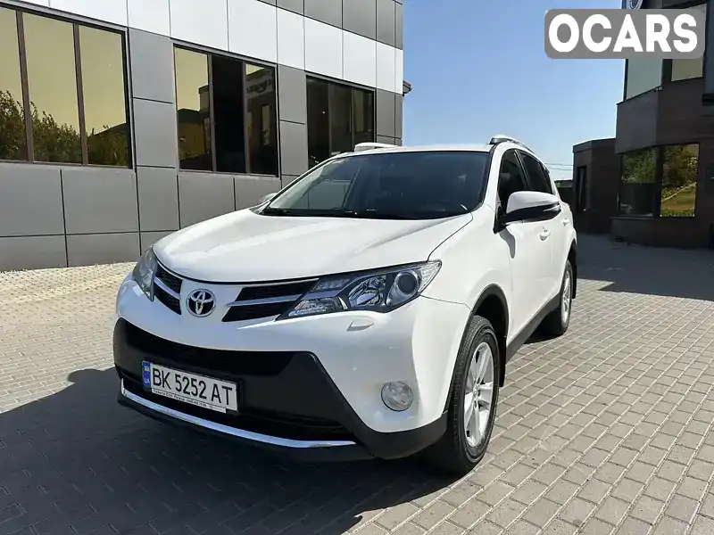 Внедорожник / Кроссовер Toyota RAV4 2013 2 л. Автомат обл. Ровенская, Ровно - Фото 1/15