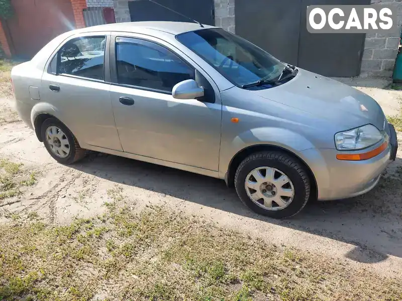 Седан Chevrolet Aveo 2005 1.5 л. Ручна / Механіка обл. Харківська, Чугуїв - Фото 1/19