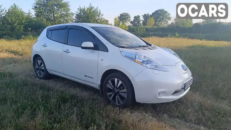 Хэтчбек Nissan Leaf 2015 null_content л. Вариатор обл. Харьковская, Харьков - Фото 1/21