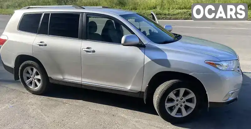 Позашляховик / Кросовер Toyota Highlander 2013 3.46 л. Автомат обл. Львівська, Львів - Фото 1/9